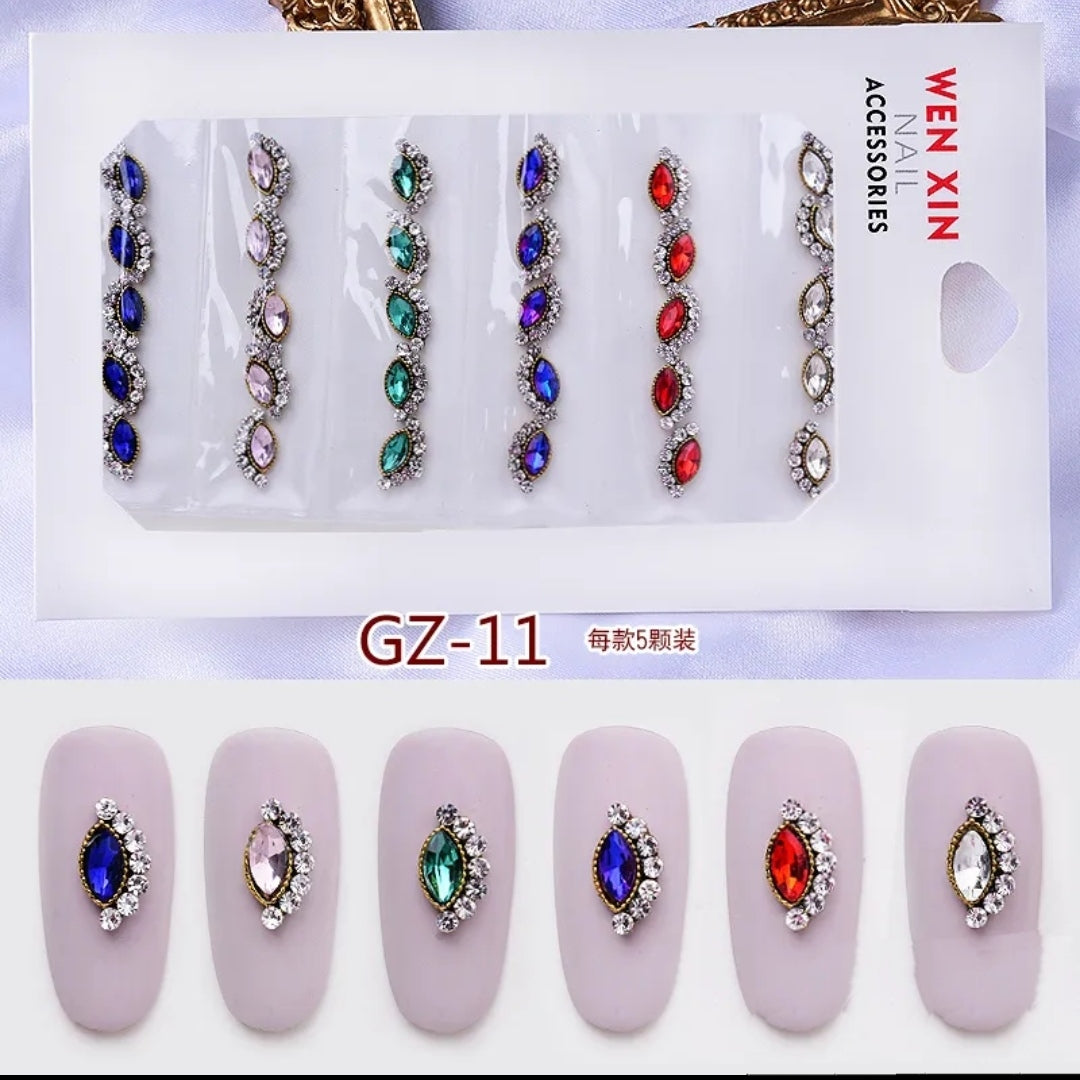 Dijes o joyeria para uñas
