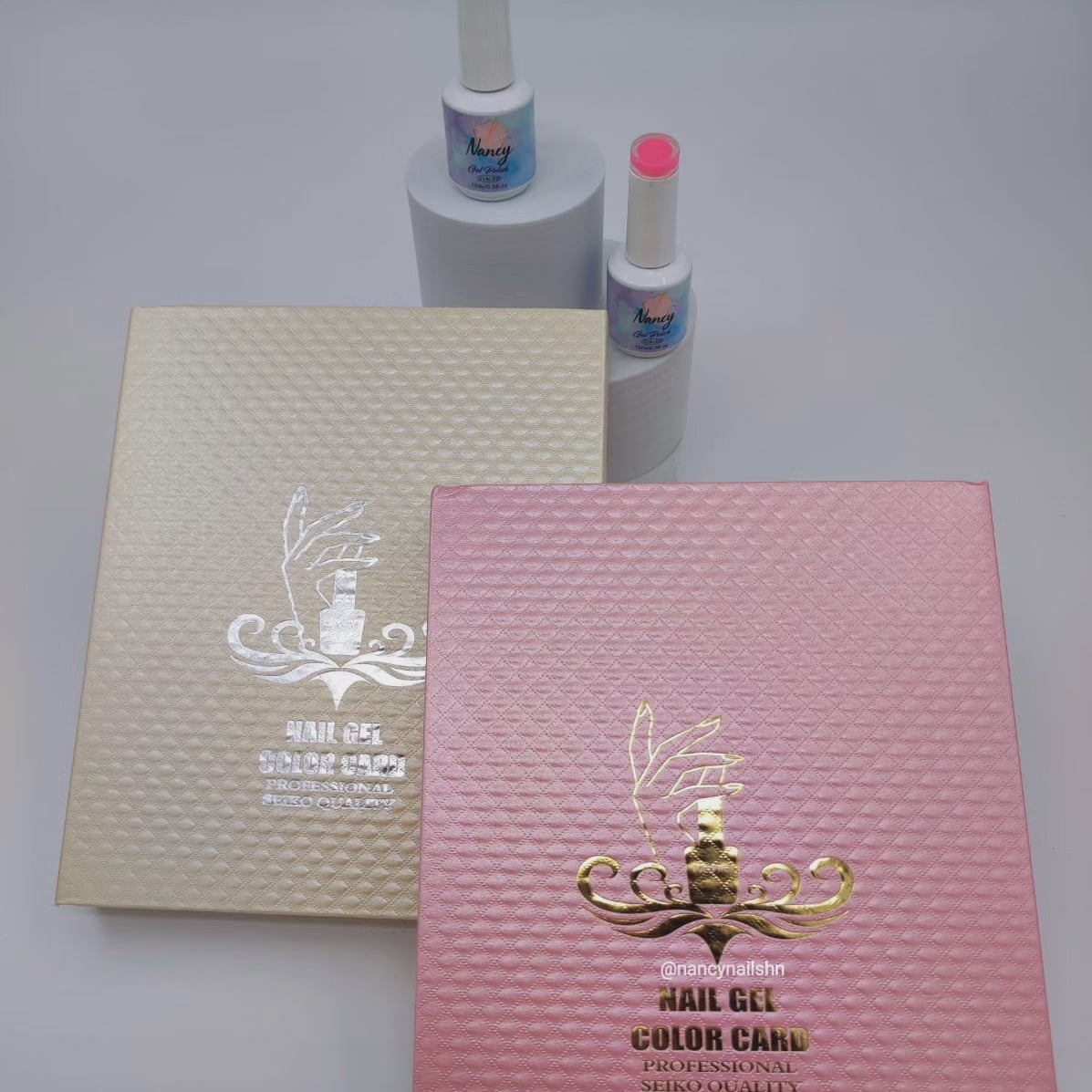 Álbum, libro o mostrario para geles