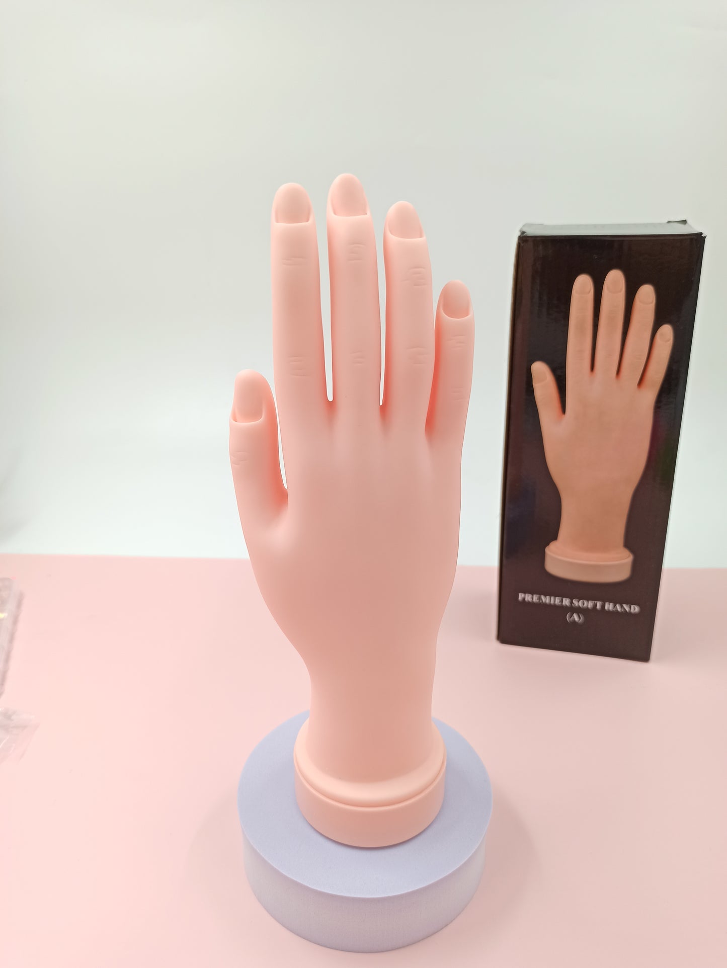 Mano flexible de práctica