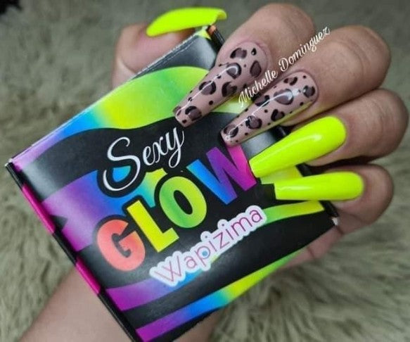 Acrílico wapizima colección glow 4 pzas