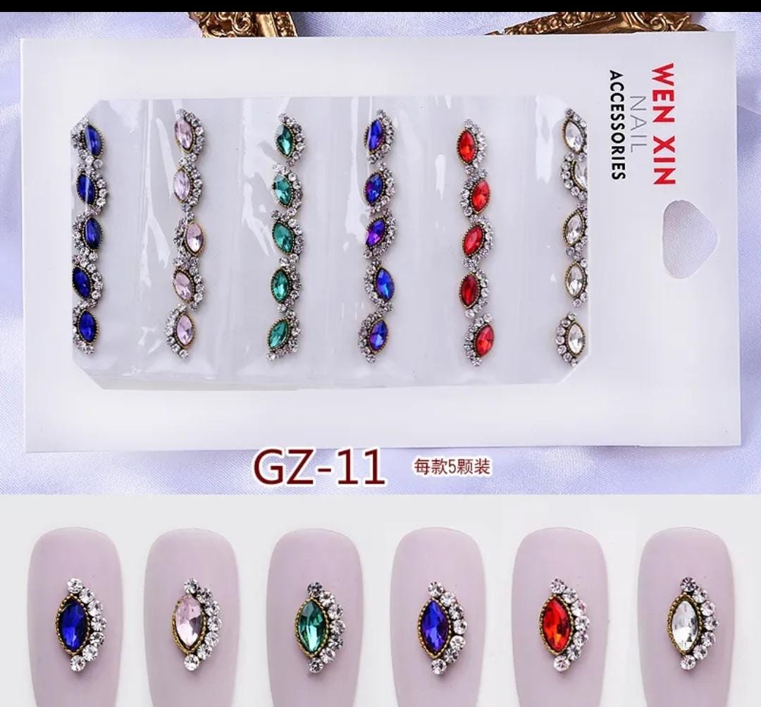 Dijes o joyeria para uñas
