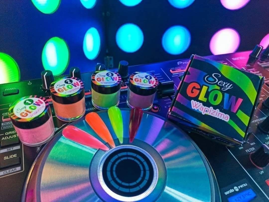 Acrílico wapizima colección glow 4 pzas