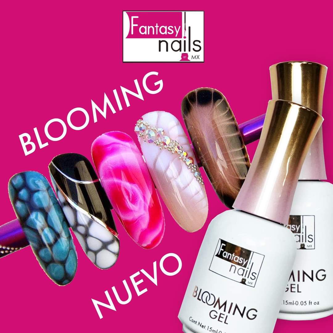 Blooming fantasy nails