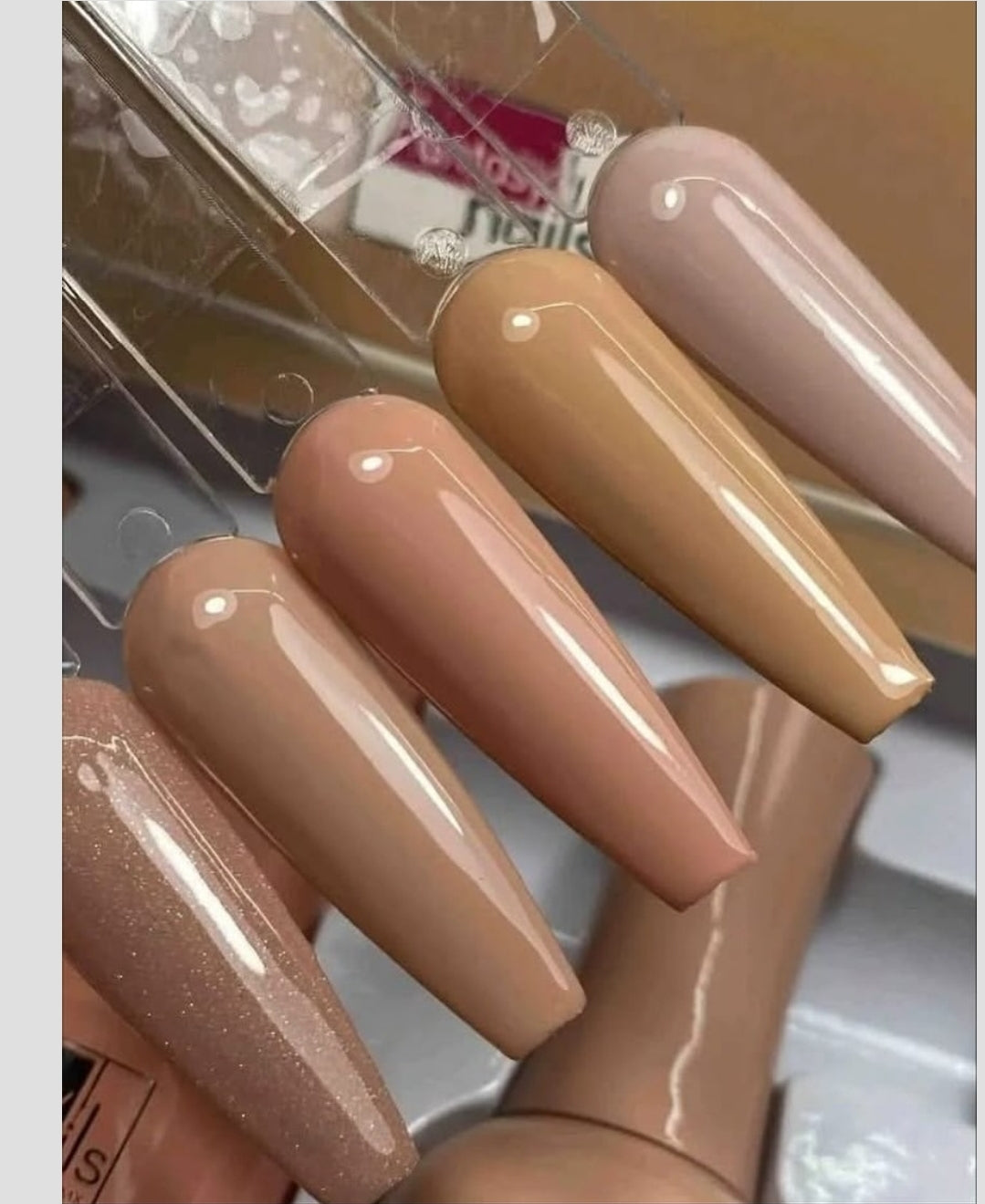 Gama Geles Fantasy Nails